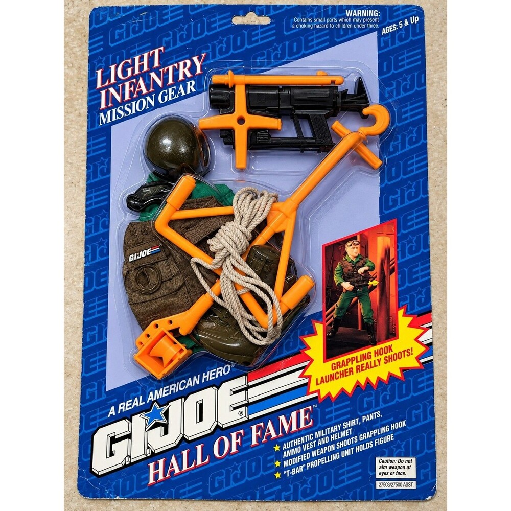 Vintage 1992 GI Joe Hall of Fame Light Infantry Mission Gear 27503 Sealed